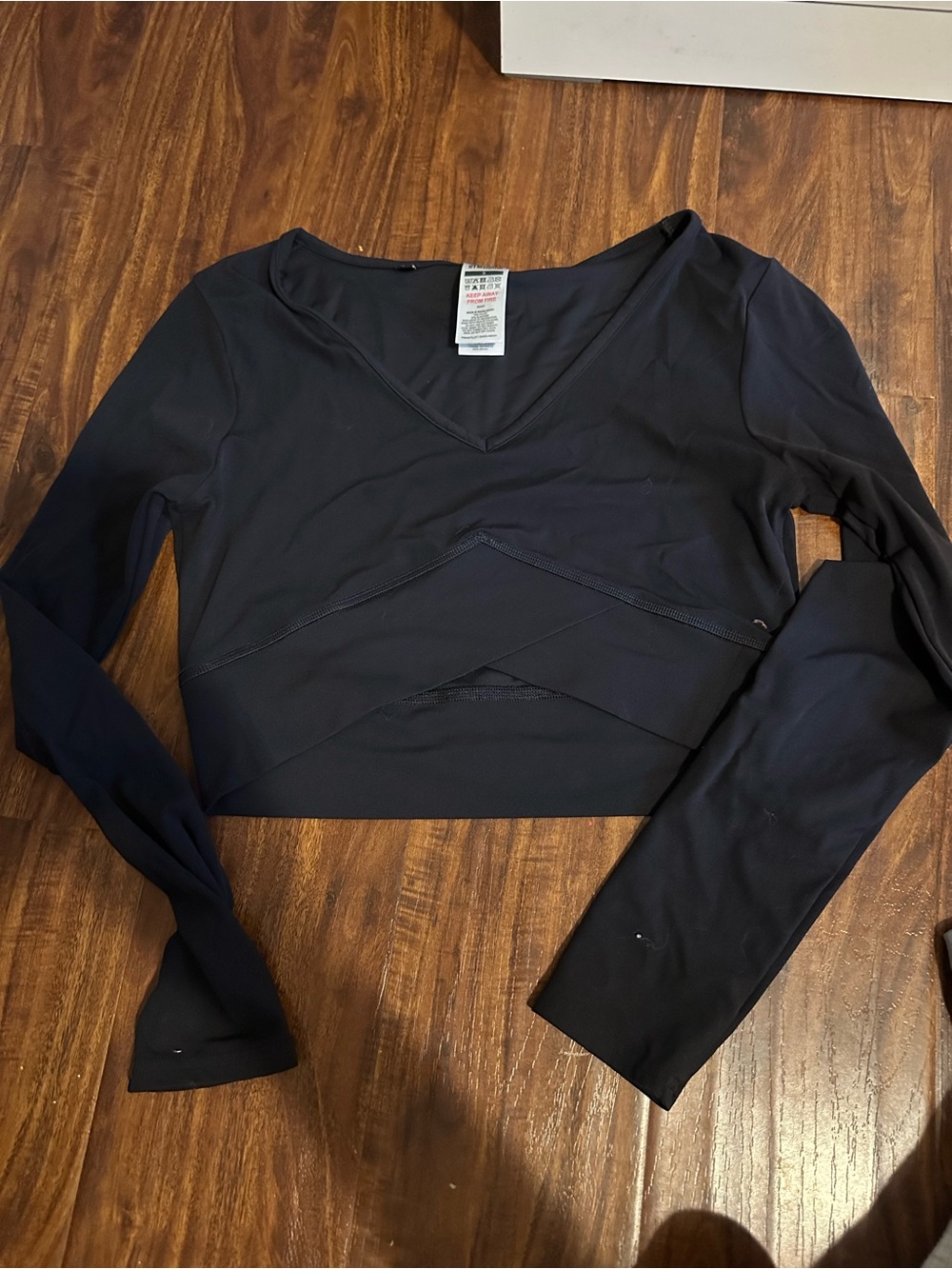 Gymshark Black V-Neck Long Sleeve Crop Top